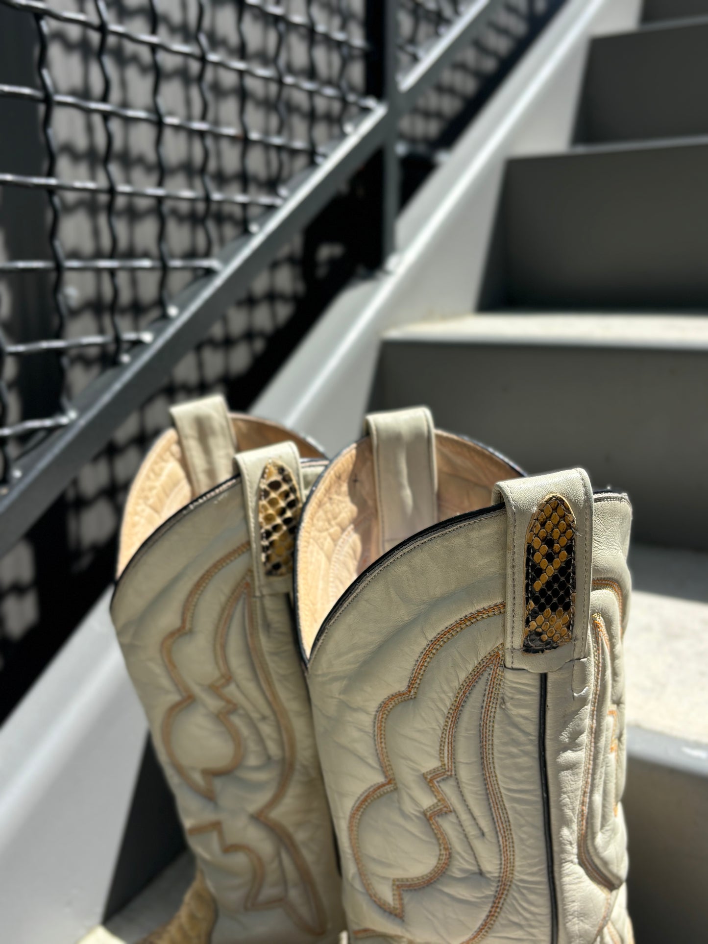 Cream Snake Skin Vintage Cowboy Boots