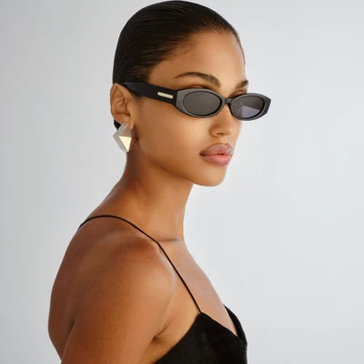 Le Specs Belladonna Black