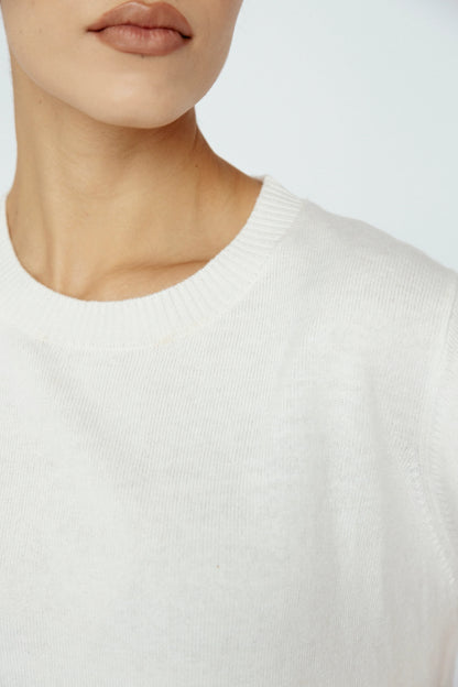 AM Cashmere Blend Tee in Ivory