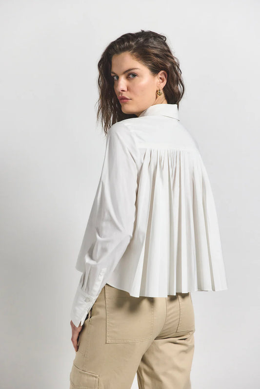 Aria Pleated Nack Cropped Shirt